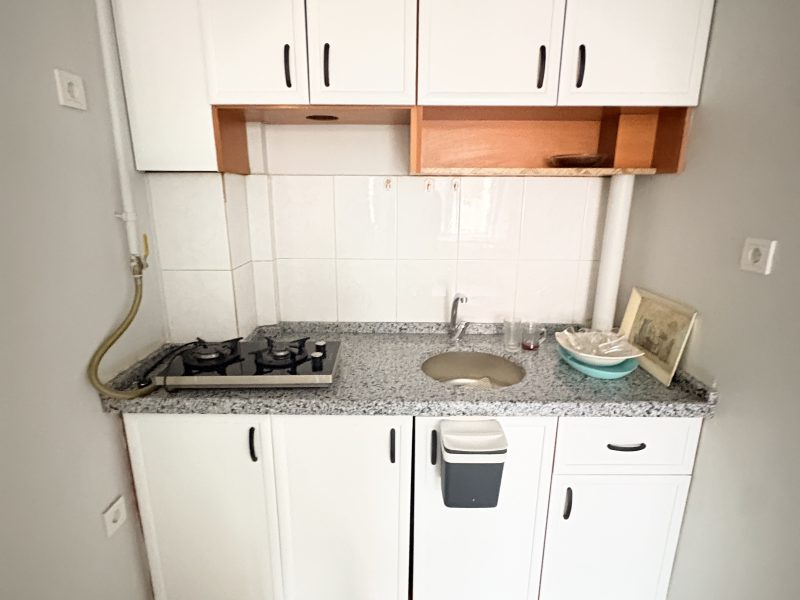 MARMARA'DAN ESENTEPE'DE 1+1 EŞYALI KİRALIK DAİRE