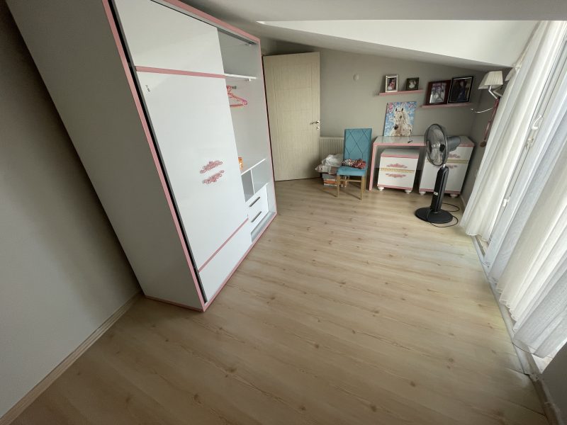 MARMARA'DAN ŞÜKRÜPAŞA'DA 3+1 DUBLEKS SATILIK GENİŞ DAİRE