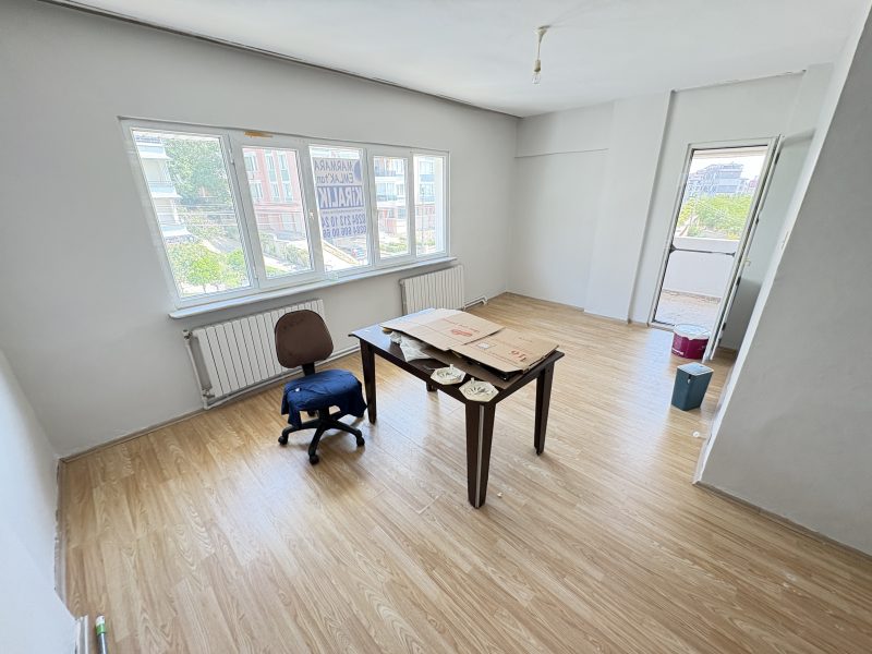 MARMARA'DAN BACA MEVKİ 3+1 TADİLATLI SATILIK DAİRE