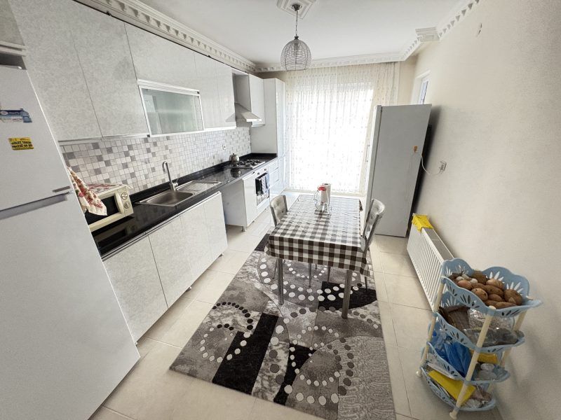 MARMARA'DAN ŞÜKRÜPAŞADA GÖLET MEVKİ GENİŞ 3+1 SATILIK DAİRE