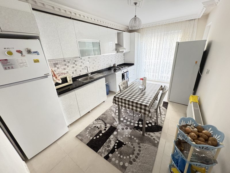 MARMARA'DAN ŞÜKRÜPAŞADA GÖLET MEVKİ GENİŞ 3+1 SATILIK DAİRE