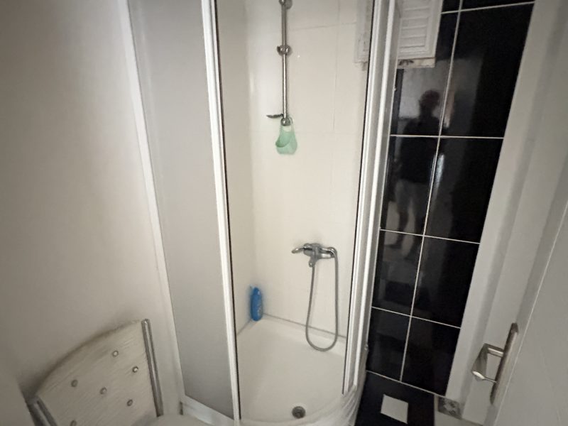 MARMARA'DAN ŞÜKRÜPAŞADA GÖLET MEVKİ GENİŞ 3+1 SATILIK DAİRE