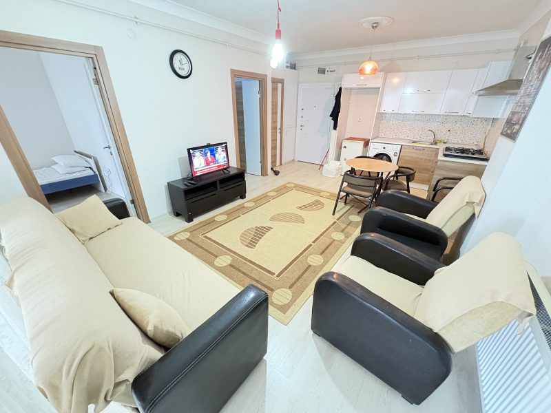 MARMARA'DAN ANA CADDE ÜZERİNDE 2+1 EŞYALI KİRALIK DAİRE