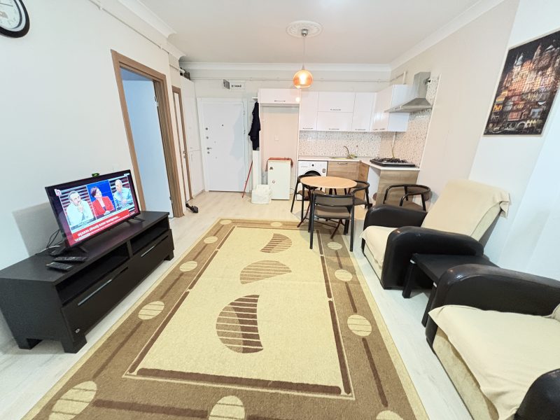 MARMARA'DAN ANA CADDE ÜZERİNDE 2+1 EŞYALI KİRALIK DAİRE