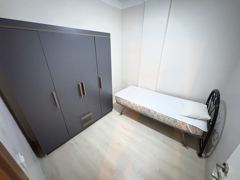 MARMARA'DAN ANA CADDE ÜZERİNDE 2+1 EŞYALI KİRALIK DAİRE