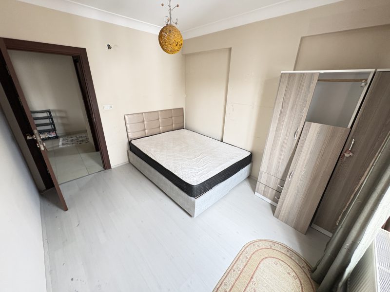 MARMARA'DAN CEM EVİ ARKASINDA 1+1 GENİŞ EŞYALI DAİRE