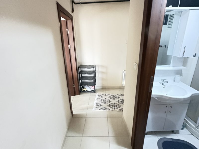 MARMARA'DAN CEM EVİ ARKASINDA 1+1 GENİŞ EŞYALI DAİRE
