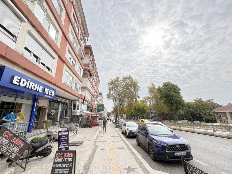 MARMARA'DAN AYŞEKADIN ANA CADDE ÜZERİNDE SATILIK 3+1 DAİRE