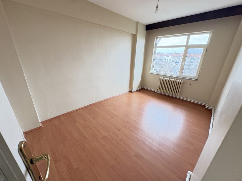 MARMARA'DAN 1. MURAT MAH BÜYÜK 2+1 KİRALIK DAİRE