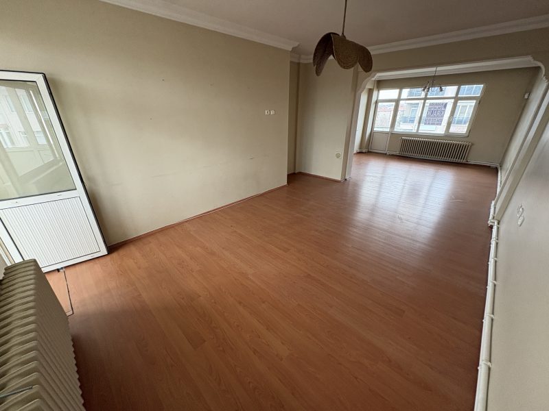 MARMARA'DAN 1. MURAT MAH BÜYÜK 2+1 KİRALIK DAİRE