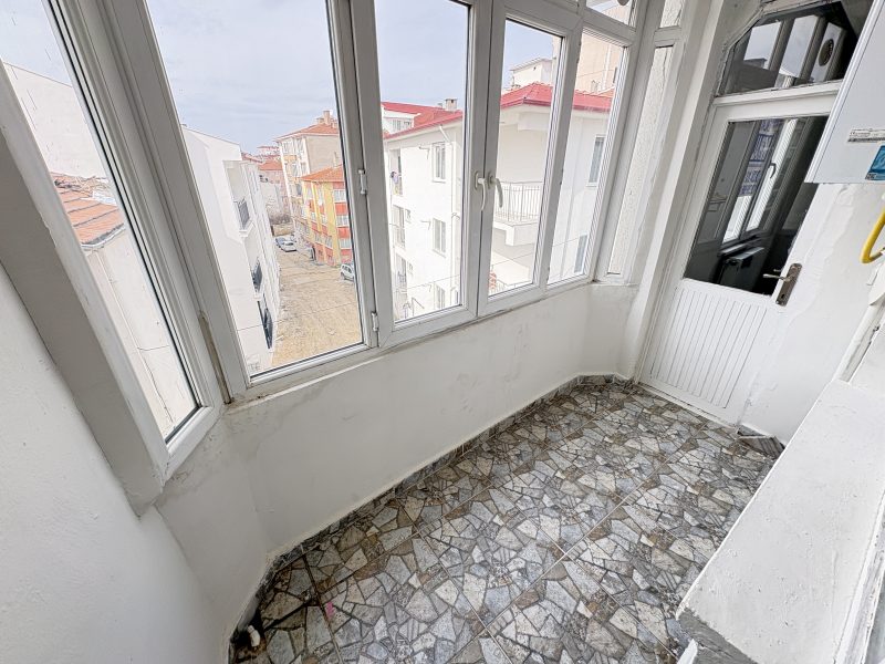 MARMARA'DAN AYŞEKADINDA 2+1 KİRALIK DAİRE