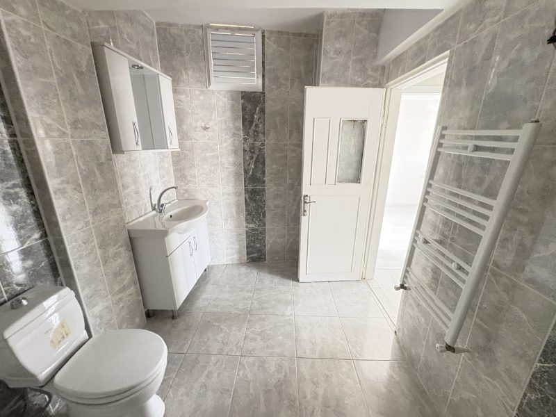 MARMARA'DAN AYŞEKADINDA 2+1 KİRALIK DAİRE