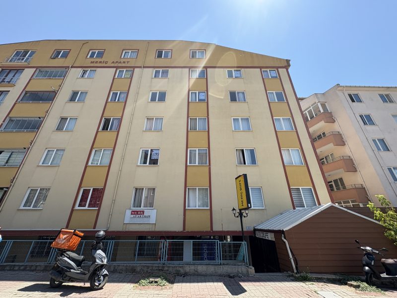 MARMARA'DAN 1. MURAT'TA 2+1 EŞYALI KİRALIK DAİRE
