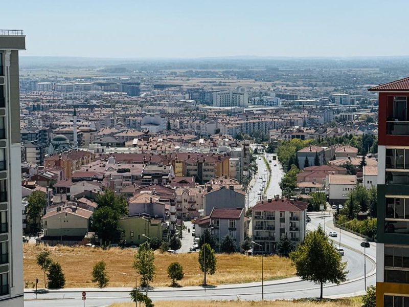 MARMARA'DAN MANZARALI EŞYASIZ 1+1 KİRALIK DAİRE