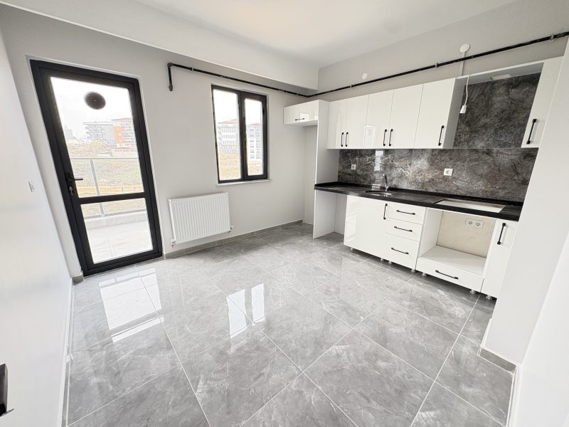 MARMARA'DAN CUMHURİYET MAHALLESİ 2+1 SIFIR KİRALIK DAİRE
