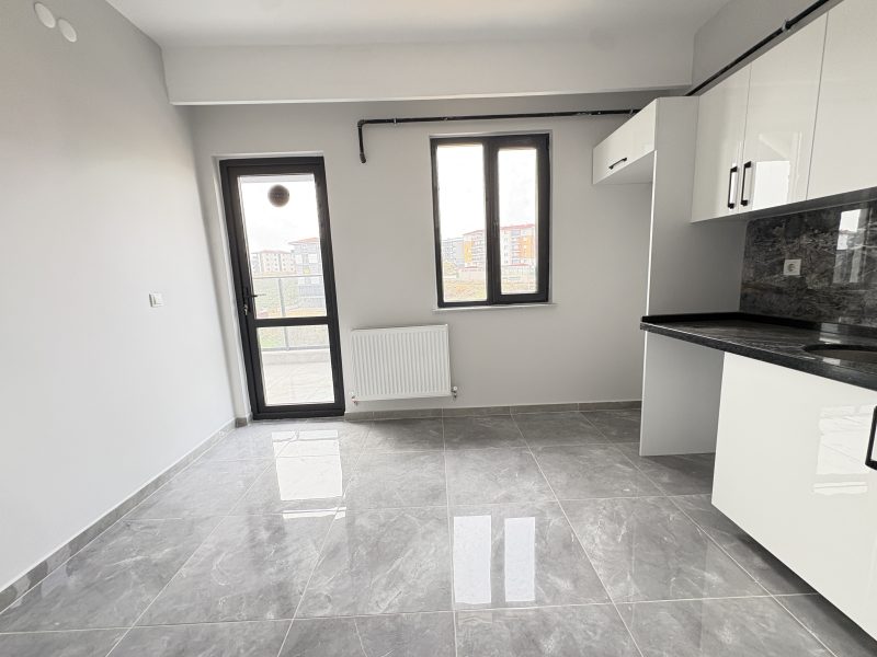 MARMARA'DAN CUMHURİYET MAHALLESİ 2+1 SIFIR KİRALIK DAİRE