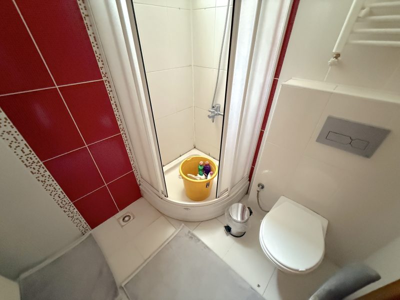 MARMARA'DAN ŞÜKRÜPAŞA GÖLET MEVKİ KİRALIK EŞYALI 1+1 DAİRE