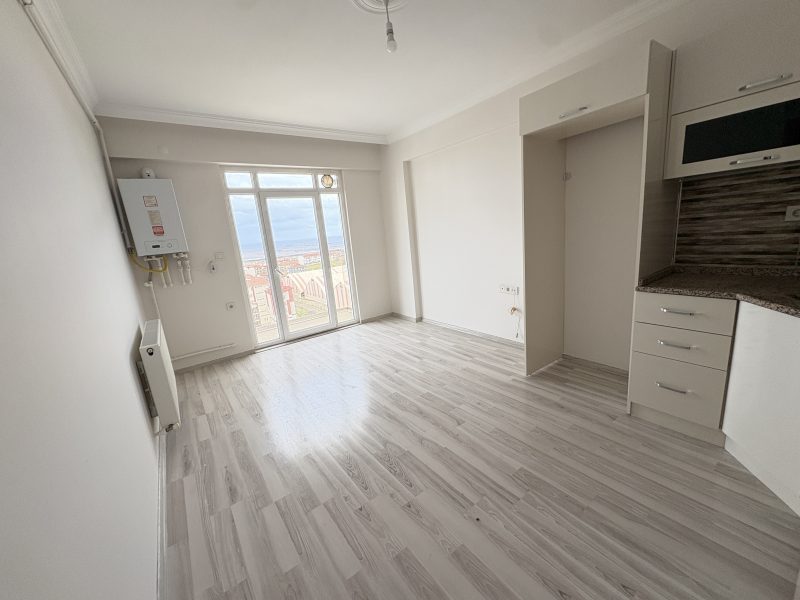 MARMARA'DAN MANZARALI EŞYASIZ 1+1 KİRALIK DAİRE
