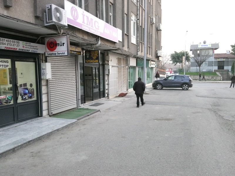 MARMARA'DAN BANKALAR CADDESİNDE SATILIK İŞYERİ