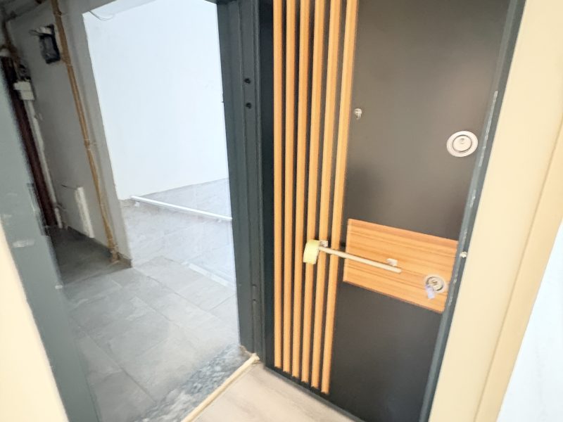 MARMARA'DAN ESKİ İSTANBUL CADDESİNDE SATILIK 3+1 DAİRE