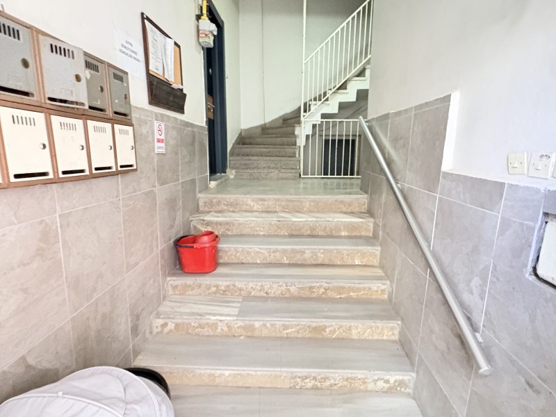 MARMARA'DAN ESKİ İSTANBUL CADDESİNDE SATILIK 3+1 DAİRE