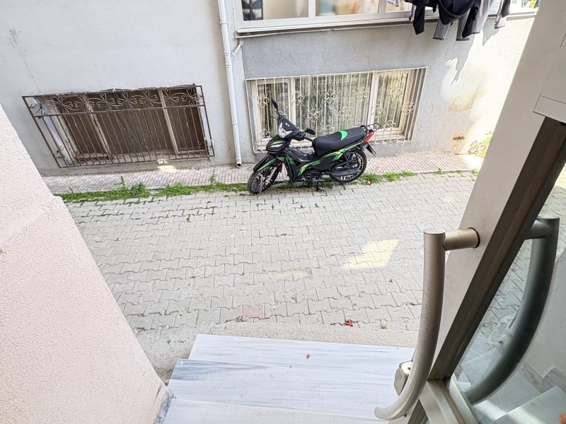 MARMARA'DAN ESKİ İSTANBUL CADDESİNDE SATILIK 3+1 DAİRE