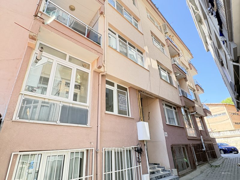 MARMARA'DAN ESKİ İSTANBUL CADDESİNDE SATILIK 3+1 DAİRE