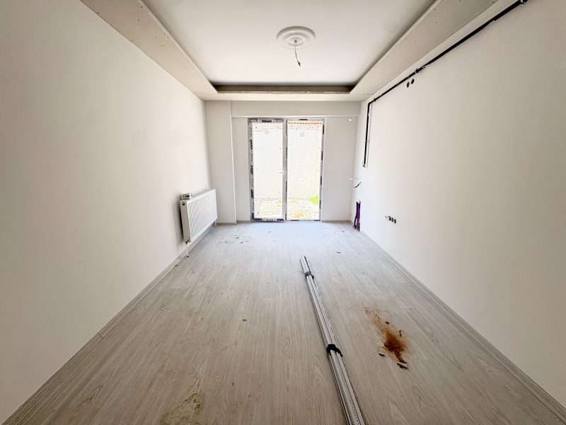 MARMARA'DAN NİŞANCIPAŞA'DA BAHÇE KATI 1+1 SATILIK DAİRE