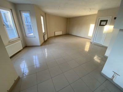 MARMARA'DAN İŞ MERKEZİNDE KİRALIK OFİS BÜRO