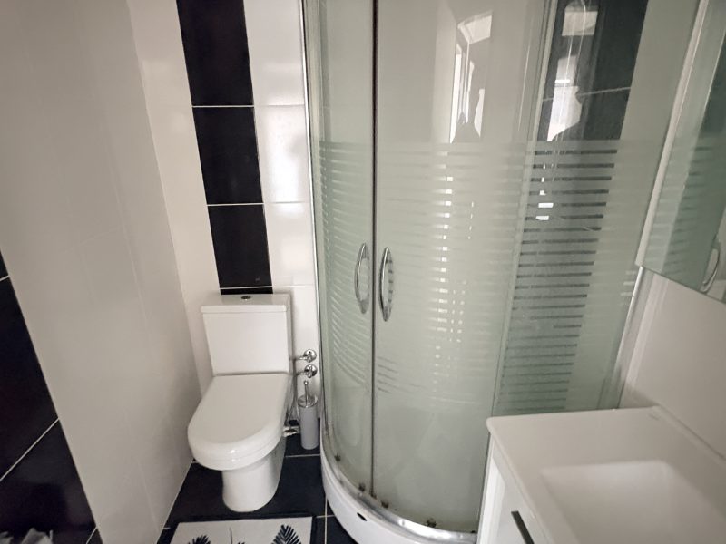 MARMARA'DAN ŞÜKRÜPAŞA'DA KİRALIK 2+1 EŞYALI DUBLEKS DAİRE