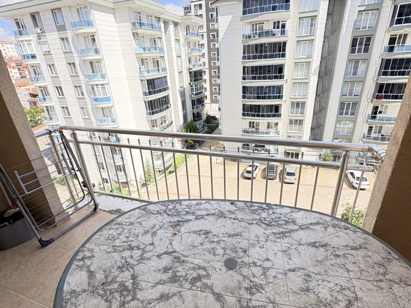 MARMARA' DAN ABDİ İPEKÇİ CADDESİNDE EŞYALI KİRALIK STÜDYO DAİRE