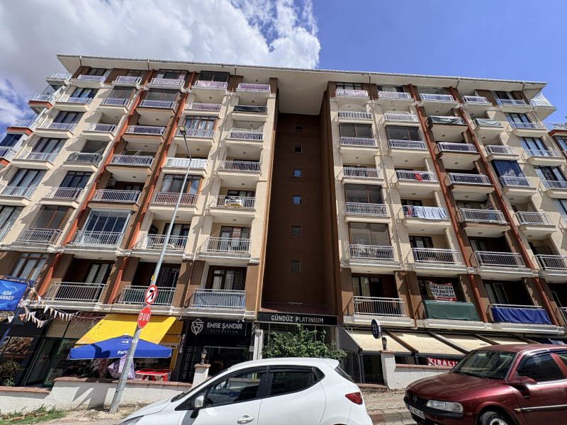 MARMARA' DAN ABDİ İPEKÇİ CADDESİNDE EŞYALI KİRALIK STÜDYO DAİRE
