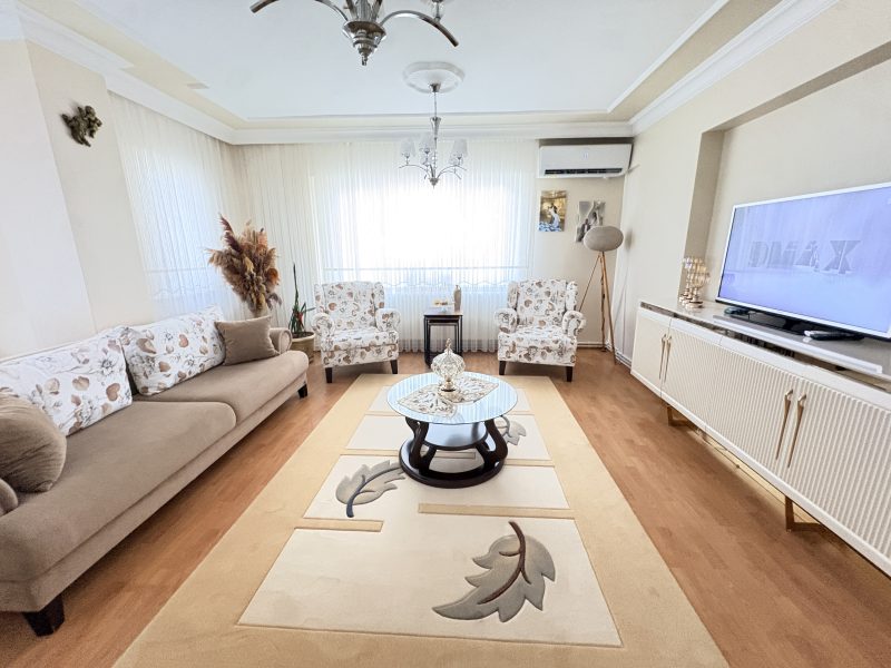 MARMARA'DAN MEDRESE ALİBEY'DE GENİŞ 2+1 SATILIK DAİRE