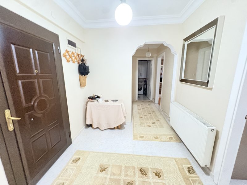 MARMARA'DAN MEDRESE ALİBEY'DE GENİŞ 2+1 SATILIK DAİRE