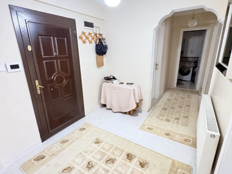 MARMARA'DAN MEDRESE ALİBEY'DE GENİŞ 2+1 SATILIK DAİRE