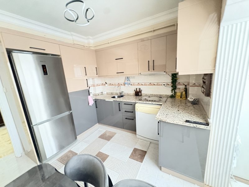 MARMARA'DAN MEDRESE ALİBEY'DE GENİŞ 2+1 SATILIK DAİRE