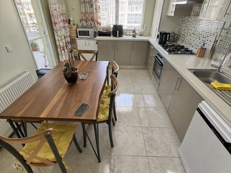 MARMARA'DAN ABDİ İPEKÇİ CADDESİ ŞÜKRÜPAŞA 3+1 SATILIK DAİRE