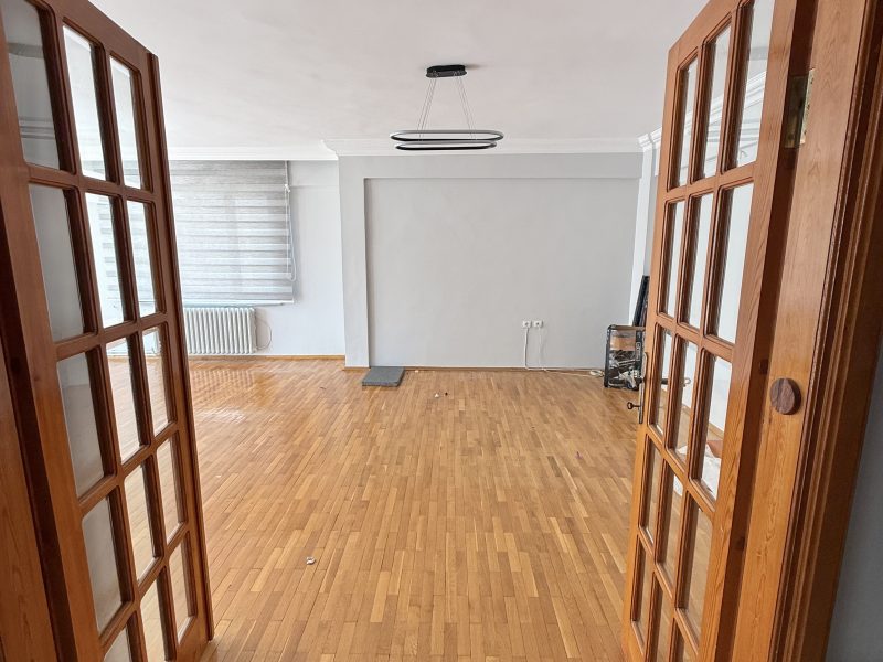 MARMARA'DAN ŞÜKRÜPAŞA MAHALLESİ SATILIK BÜYÜK 3+1 DAİRE