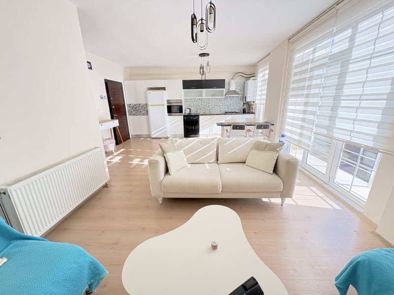 MARMARA'DAN ŞÜKRÜPAŞA MAHALLESİ BÜYÜK M2 EŞYALI 1+1 KİRALIK DAİRE