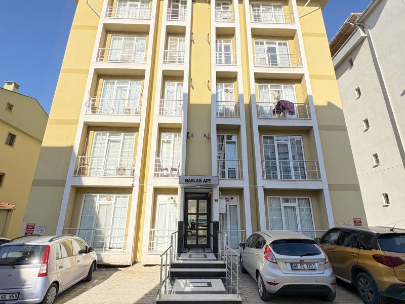 MARMARA'DAN ŞÜKRÜPAŞA MAHALLESİ BÜYÜK M2 EŞYALI 1+1 KİRALIK DAİRE