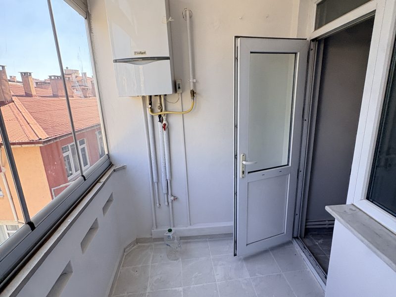 MARMARA'DAN AYŞEKADIN'DA 2+1 TADİLATLI KİRALIK DAİRE