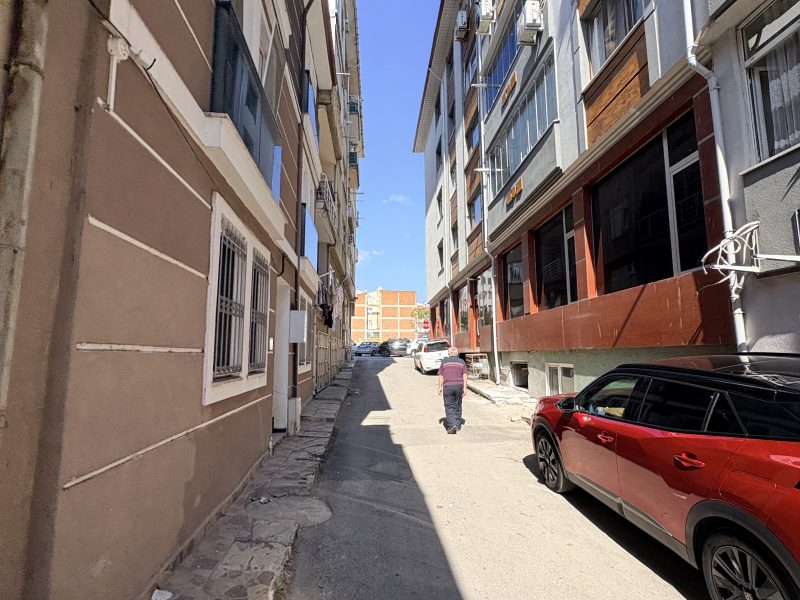 MARMARA'DAN AYŞEKADIN'DA 2+1 TADİLATLI KİRALIK DAİRE