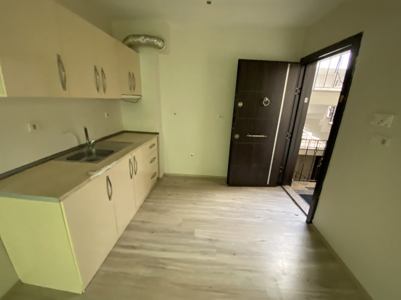 MARMARA'DAN ATATÜRK BULVARI ÜZERİ 1+1 EŞYASIZ KİRALIK DAİRE