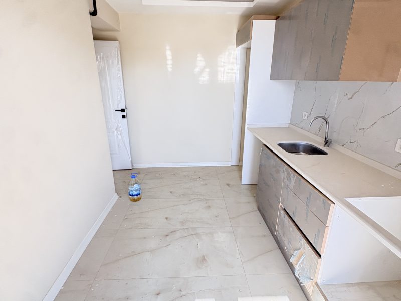 MARMARA'DAN KURTULUŞ MAHALLESİ CADDE CEPHE SATILIK 2+1 DAİRE