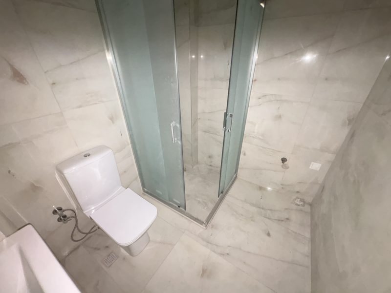 MARMARA'DAN KURTULUŞ MAHALLESİ CADDE CEPHE SATILIK 2+1 DAİRE