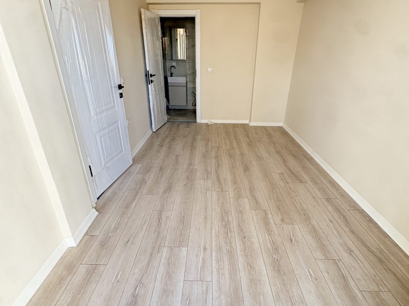 MARMARA'DAN KURTULUŞ MAHALLESİ CADDE CEPHE SATILIK 2+1 DAİRE