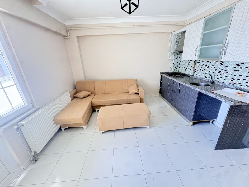 MARMARA'DAN 15 TEMMUZ PARKI YANI 1+1 EŞYASIZ KİRALIK DAİRE