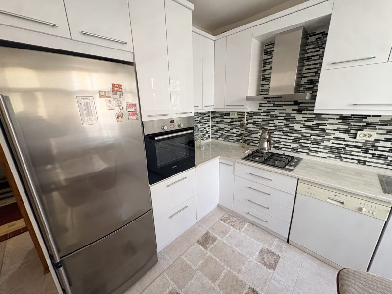 MARMARA'DAN ŞÜKRÜPAŞA'DA EŞYALIK KİRALIK 3+1 DAİRE