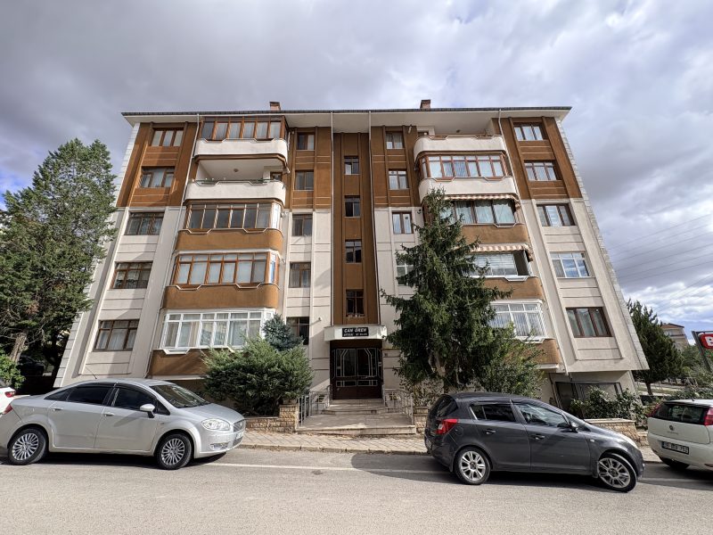 MARMARA'DAN ŞÜKRÜPAŞA'DA EŞYALIK KİRALIK 3+1 DAİRE