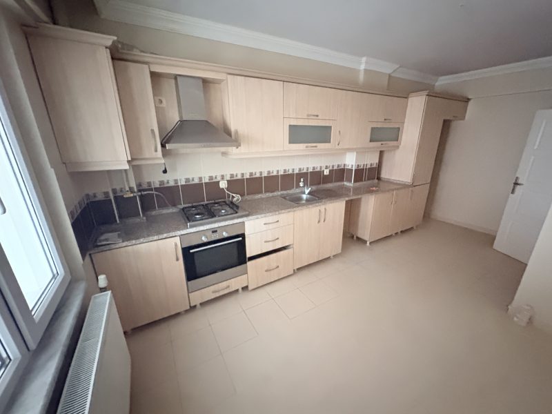 MARMARA'DAN JANDARMA KARŞISI 3+1 KİRALIK DAİRE